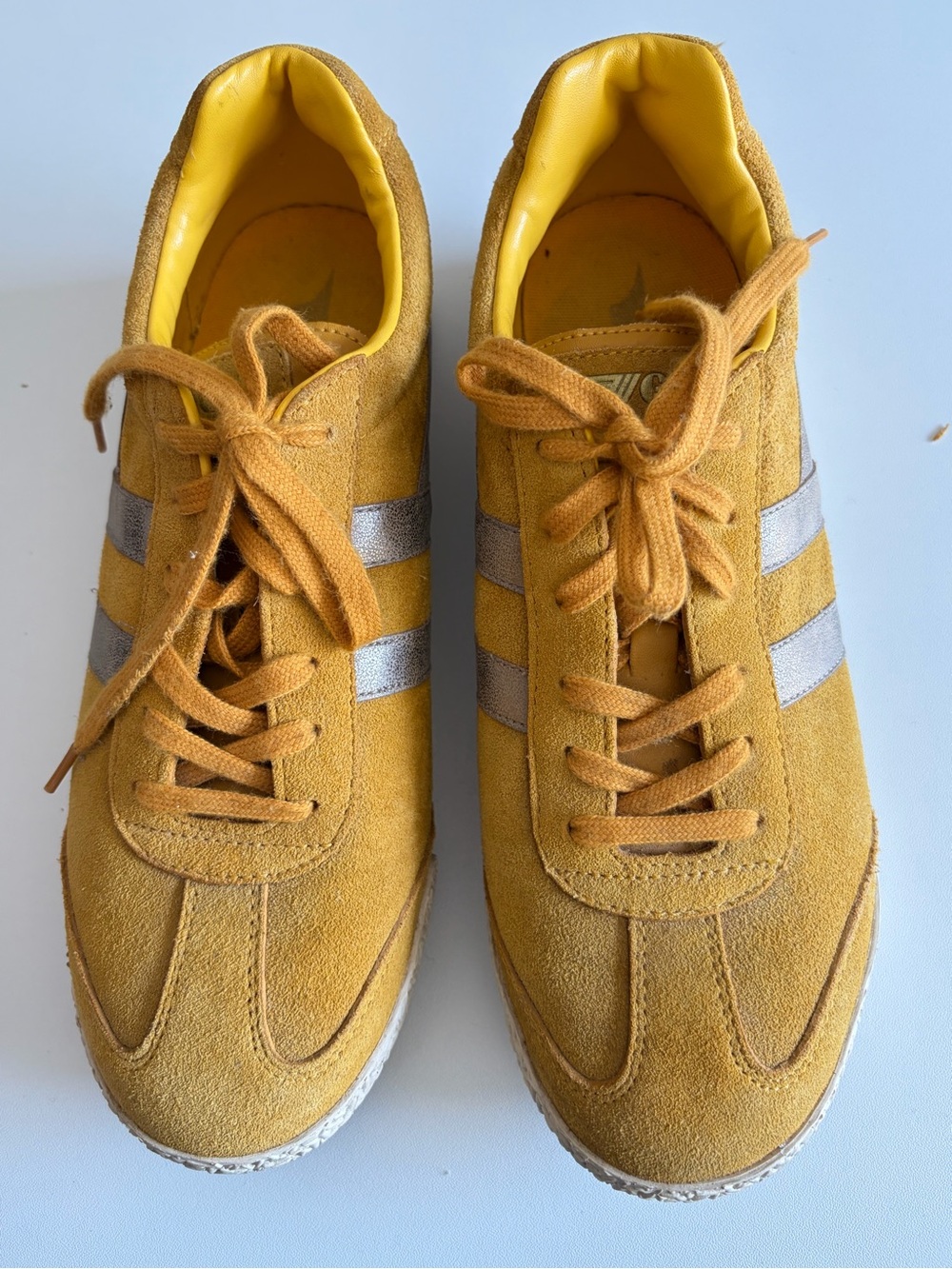 Gola Harrier Mirror Mustard Suede Metallic Retro Streetwear 10 - Picture 3 of 8